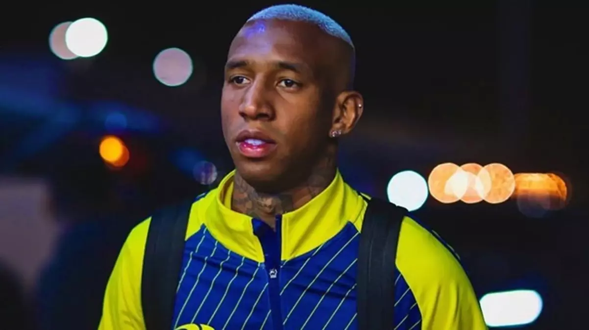 Adı Fenerbahçe ile anılan Talisca kadrodan çıkarıldı