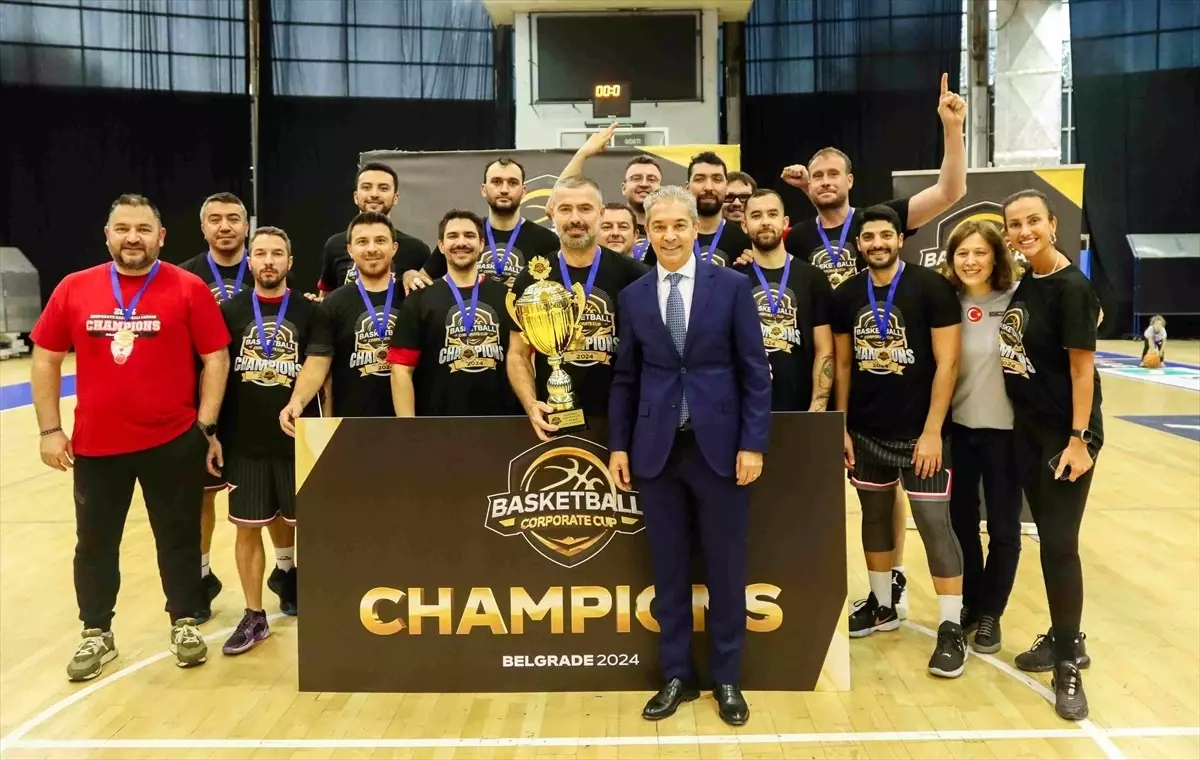 Yıldız Holding Basketbol Takımı Avrupa Şampiyonu